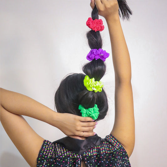 cute hairstyles with scrunchie